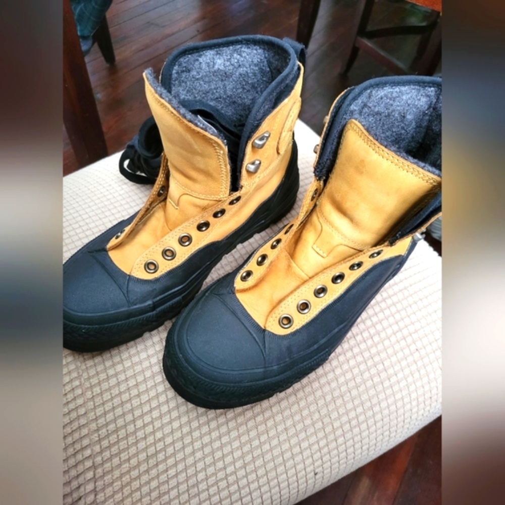 *RARE* WINTER LEATHER Unisex Converse Tekoa Waterproof Lined Shoe